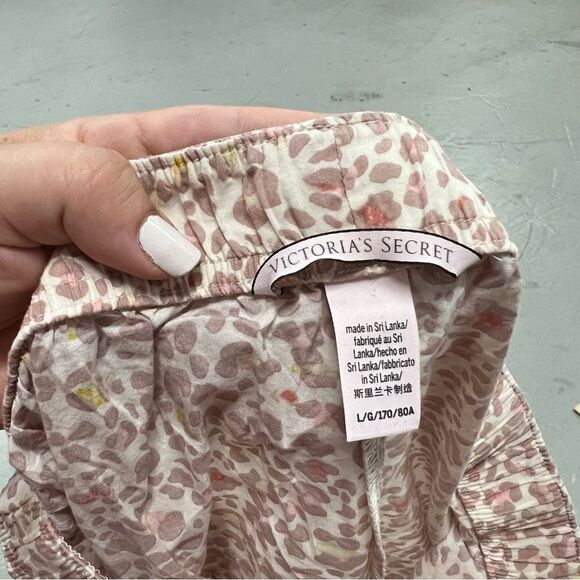 Victoria’s Secret Cheetah Print Pajama Pants Women's Size Large - Picture 3 of 5